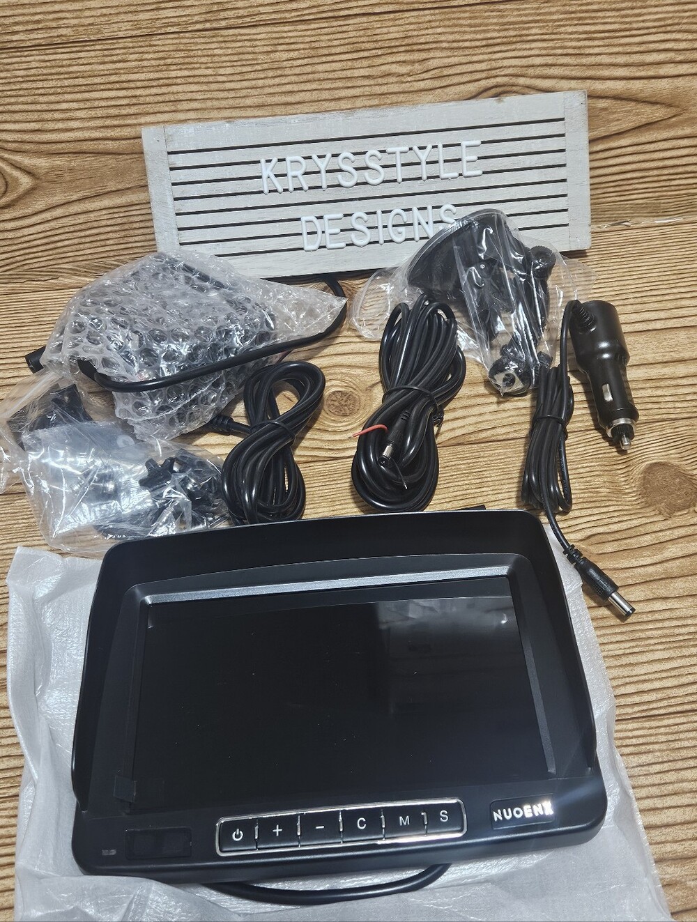 Nuoenx wireless backup camera